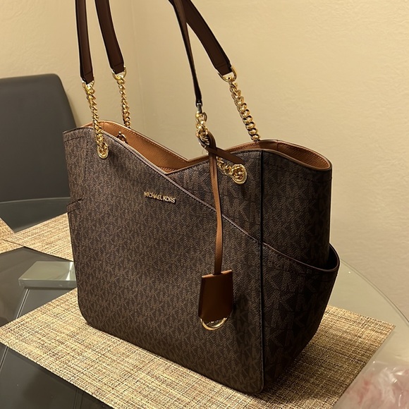 MICHEAL KORS bag - Picture 6 of 7